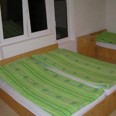 アパート Siofok, Kele Apartmanhaz